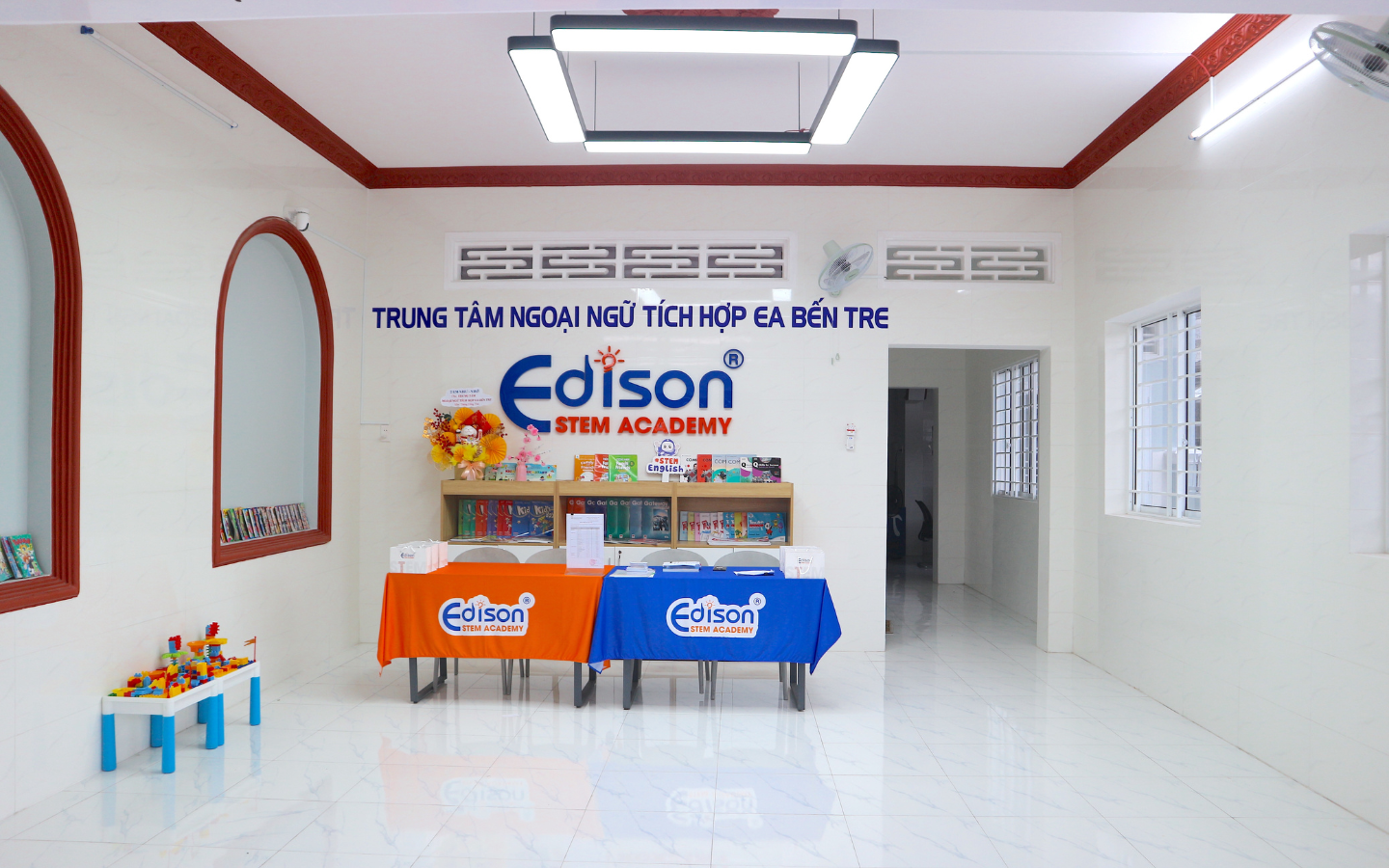 Trung tâm Ngoại ngữ Tích Hợp EA Bến Tre